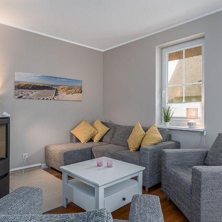 Reetidyll am Haff Villa Pepelow Exteriör bild