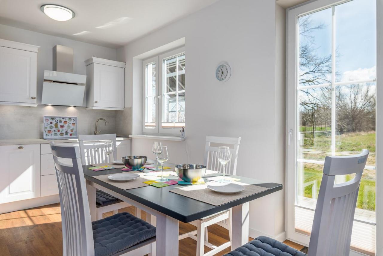 Reetidyll am Haff Villa Pepelow Exteriör bild