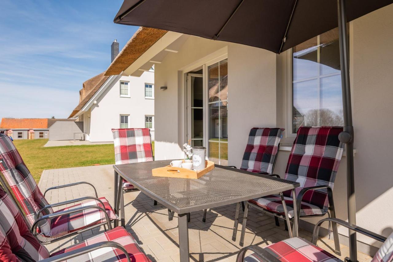 Reetidyll am Haff Villa Pepelow Exteriör bild